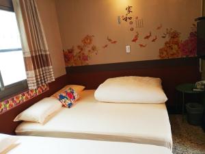Phòng Bốn Người Có Phòng Tắm Riêng (Quadruple Room with Private Bathroom)
