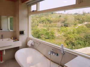 Phòng Đôi Cao Cấp (Superior Double Room)