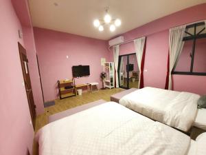 Phòng 4 Người Có Ban Công (Quadruple Room with Balcony)