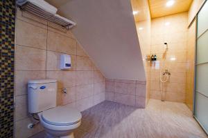 Phòng Giường Đôi Nhìn Ra Vườn (Double Room with Garden View)