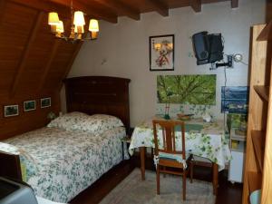  Triple Room room in Bruges style cosy villa B&B in green environment 8 km from Brussels