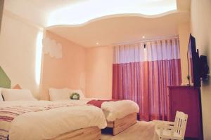 Phòng Bốn Người Có Phòng Tắm Riêng (Quadruple Room with Private Bathroom)