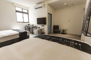 Phòng 4 Người Có Phòng Tắm (Quadruple Room with Bathroom)