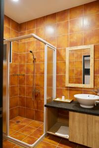 Phòng Đôi Loại Sang (Deluxe Double Room)