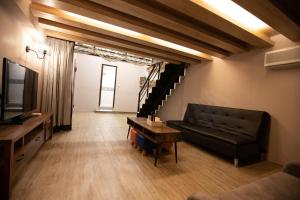 Suite Gia Đình Deluxe (Deluxe Family Suite)