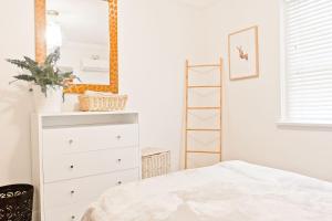 2br W Lock Up Garage Ac Wi Fi Foxtel Gym Sydney Australia