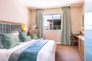 Standard Room room in aha Harbour Bridge Hotel & Suites