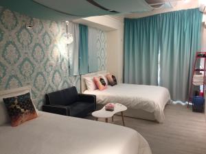 Phòng Bốn Người Có Phòng Tắm Riêng (Quadruple Room with Private Bathroom)