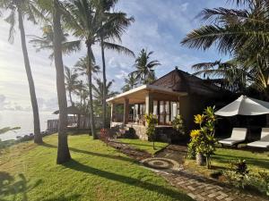 Bungalow Deluxe Nhìn Ra Biển (Deluxe Bungalow with Sea View)
