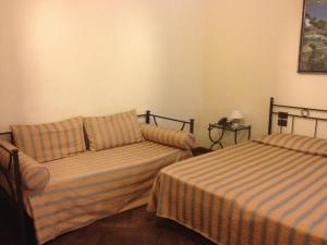 Triple Room room in Guesthouse Alloggi Agli Artisti