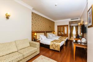 Standard Family Room room in Acra Hotel - Special Category