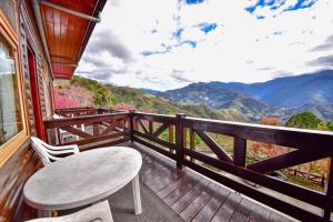 Suite 2 Tầng (Duplex Suite)