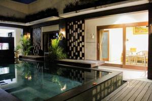 Suite Tiêu Chuẩn Có Bể Bơi Riêng (Standard Suite Private Pool)