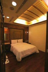 Phòng Giường Đôi Hạng Bình Dân (Budget Double Room)