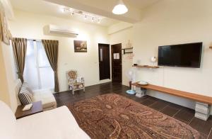 Phòng Tiêu Chuẩn Giường Đôi (Standard Double Room)