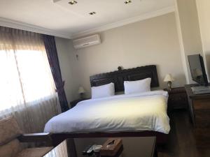 Deluxe Room room in Gondola Hotel & Suites