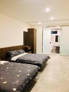 Phòng 4 người nhìn ra vườn (Quadruple Room with Garden View)