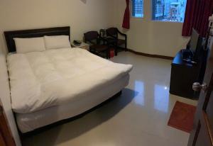 Phòng Tiêu Chuẩn Giường Đôi (Standard Double Room)