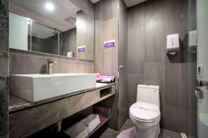 Phòng Đôi Thương Gia (Business Double Room)