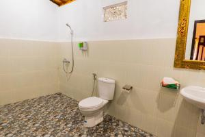 Giường trong Phòng ngủ Tập thể 5 Giường (Bed in 5-Bed Dormitory Room)