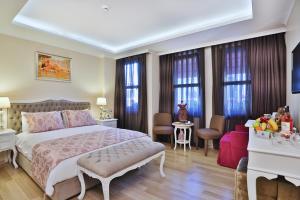 Superior Double Room room in Bon Hotel Old City