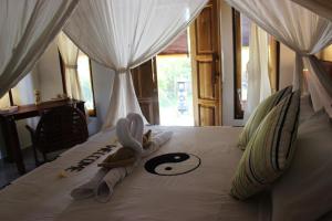 Phòng Deluxe Giường Đôi/2 Giường Đơn (Deluxe Double or Twin Room)