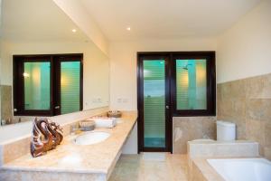 Biệt Thự 3 Phòng Ngủ (Three-Bedroom Villa)