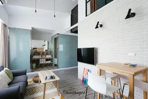 Phòng Gia Đình Có Bồn Tắm (Family Room with Bath)