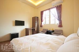 Phòng Tiêu Chuẩn Giường Đôi (Standard Double Room)