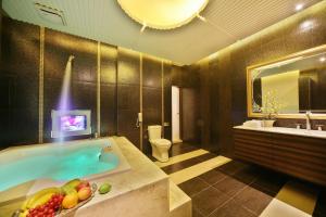 Standard Double Room (Check-in after 21:00)