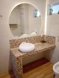 Suite Hướng Vườn (Triplex Garden Suite)