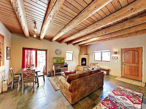 New Listing! Cozy Oasis With Private Backyard & Grill Home in Taos
