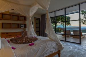Villa Loulaki with Sea View