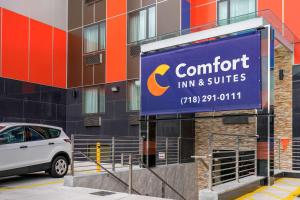 Comfort Inn & Suites near JFK Air Train in Queens