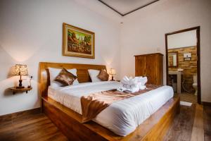 Nhà Nhỏ Hai Phòng Ngủ (Two-Bedroom Cottage)