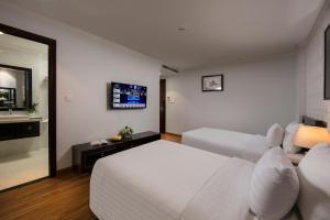 Phòng Deluxe Giường Đôi/2 Giường Đơn Nhìn Ra Thành Phố (Deluxe Double or Twin Room with City View)