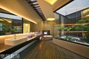 Phòng Superior Có Giường Cỡ King (Superior King Room)