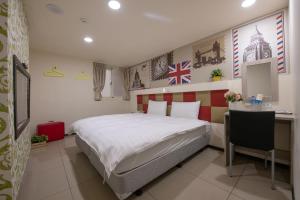 Phòng Tiêu Chuẩn Giường Đôi (Standard Double Room)
