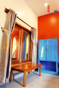 Phòng Giường Đôi Có Phòng Tắm Riêng (Double Room with Private Bathroom)
