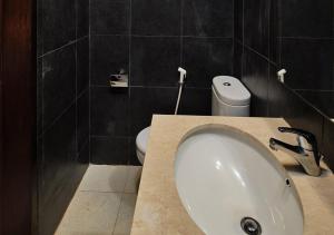 Phòng Cao Cấp Cho Hai Người (Superior Double Room)
