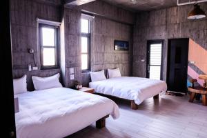 Phòng Lớn 2 Giường Đơn (Large Twin Room)