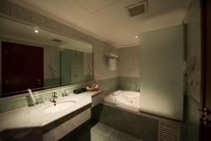 King Jacuzzi Suite room in Executives Hotel - Olaya