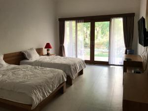 Phòng 2 Giường Đôi (Double Room with Two Double Beds)