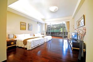 Phòng Tiêu Chuẩn 4 Người (Standard Quadruple Room)