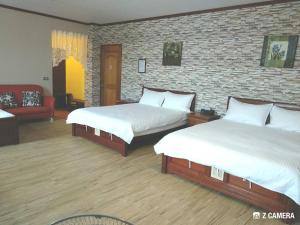 Suite Gia Đình Deluxe (Deluxe Family Suite)