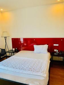 Phòng Cao Cấp Cho Hai Người (Superior Double Room)