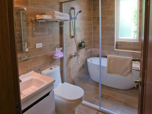 Phòng Đôi Cao Cấp (Superior Double Room)