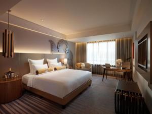Grand Deluxe Room, 1 King Size Bed
