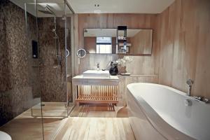 Suite 2 Phòng ngủ (2 Bedroom Suite)