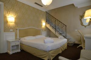 Family Suite with Terrace room in Corte Barozzi Venice Suites